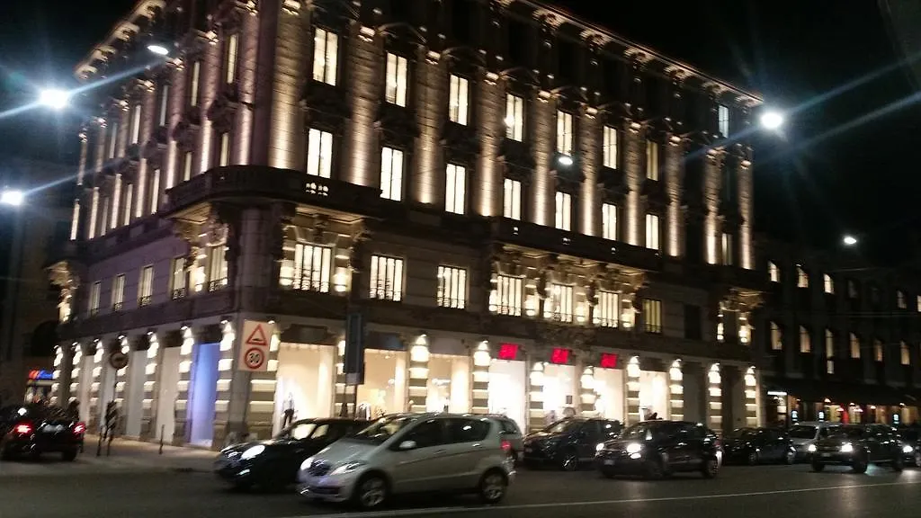 Home 21 Central Mi- Corso Buenos Aires Milan 0*,  Italy