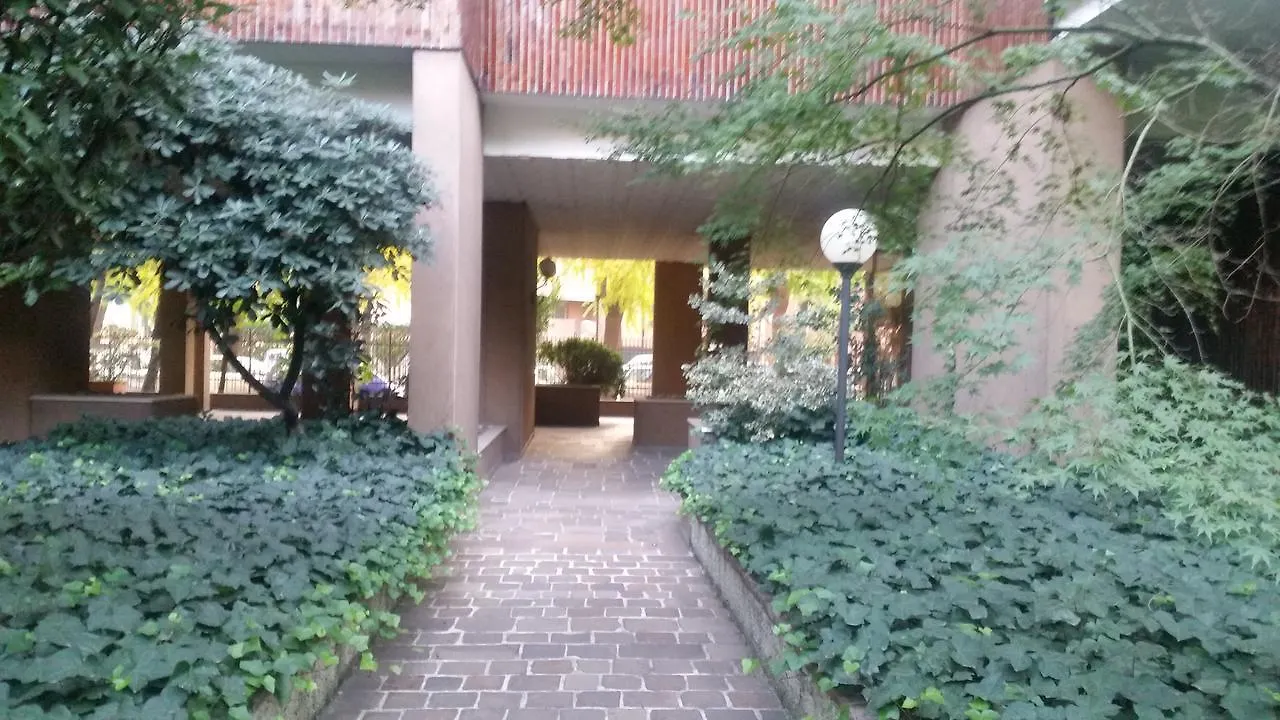 Home 21 Central Mi- Corso Buenos Aires Milan